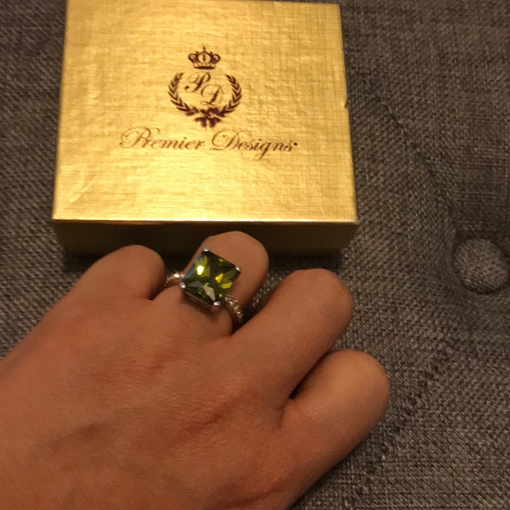 Ring